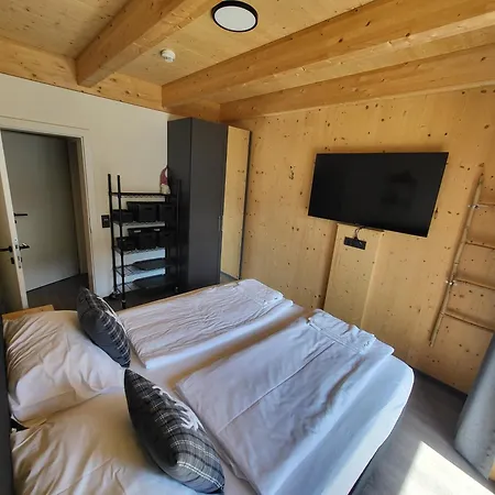 Ski, Wandern & Biken Am Nassfeld * هيرماجور